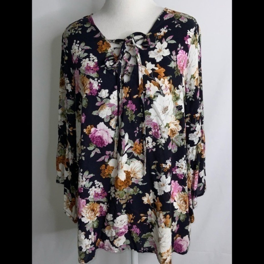 Umgee Black Multicolored Floral ‘long Bell Sleeve Lace Up Blouse S